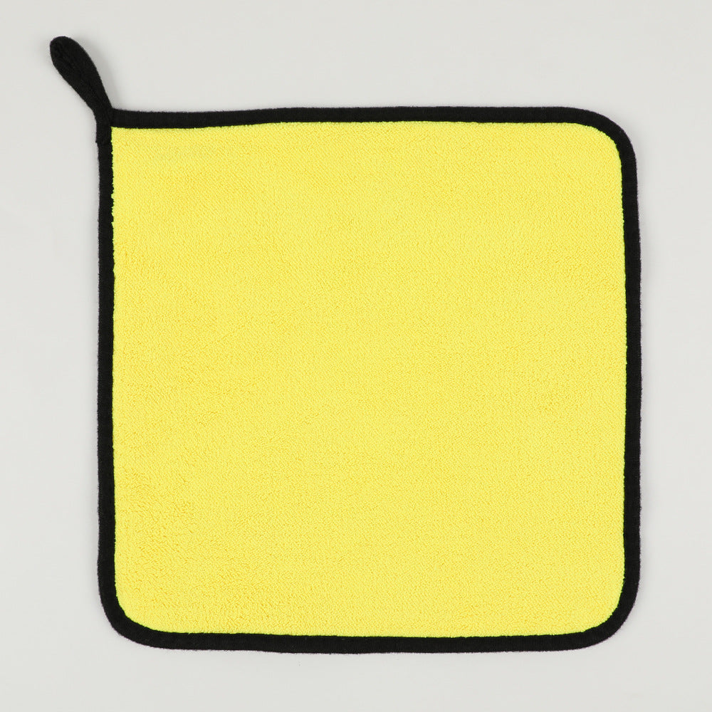 Special water - absorbing towel for cleaning car glass, a product for car washing and cleaning